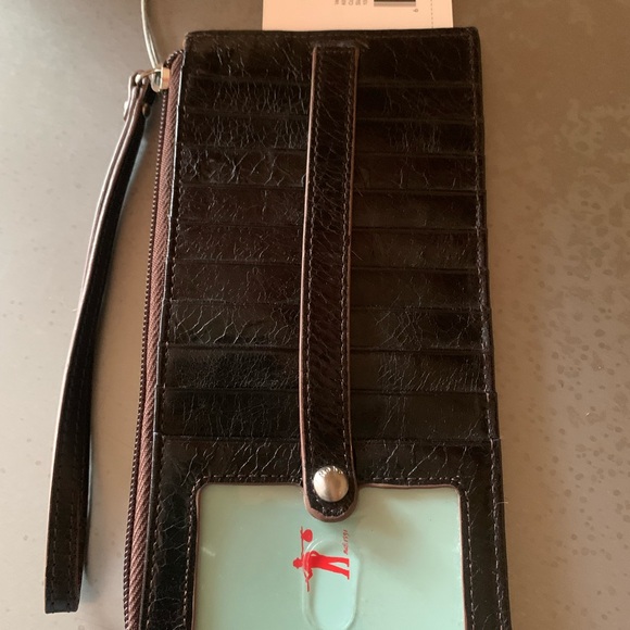 Hobo, NEW WITH TAGS, Small BLACK Wristlet. 100 percent genuine LEATHER. - Picture 4 of 7